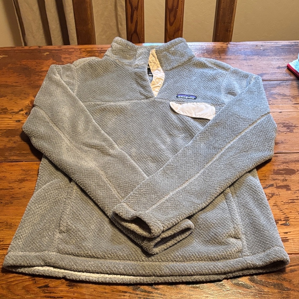 Patagonia pull over